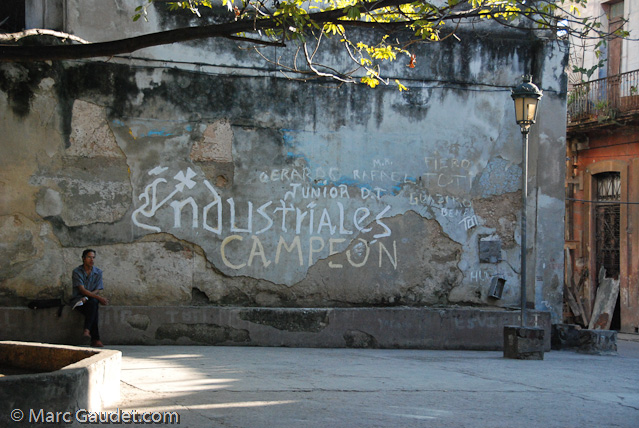 1/1250 sec at f / 4.5