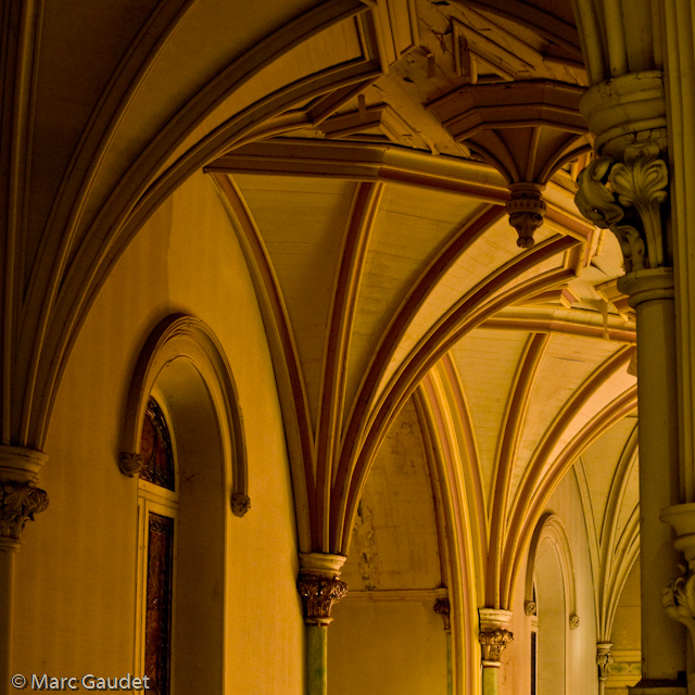 2.0 sec at f / 14