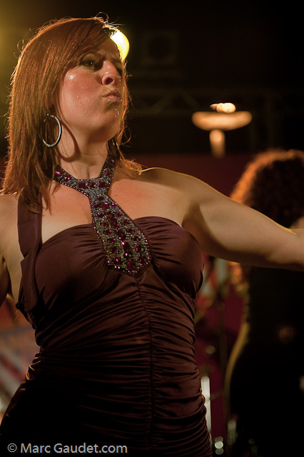 1/320 sec at f / 2.8