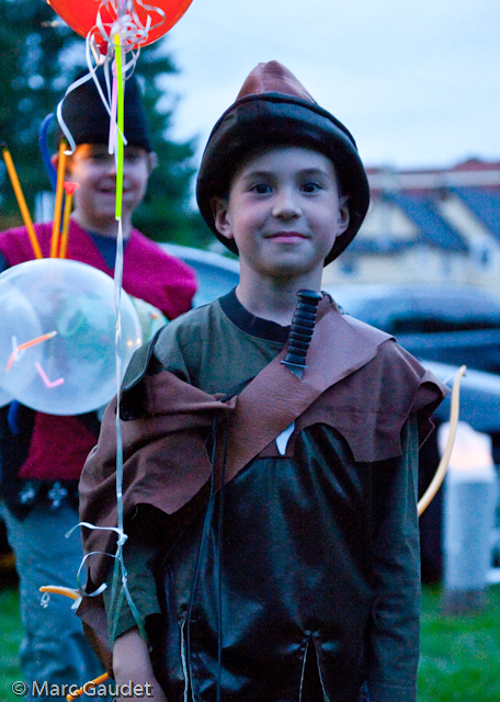 1/100 sec at f / 2.8