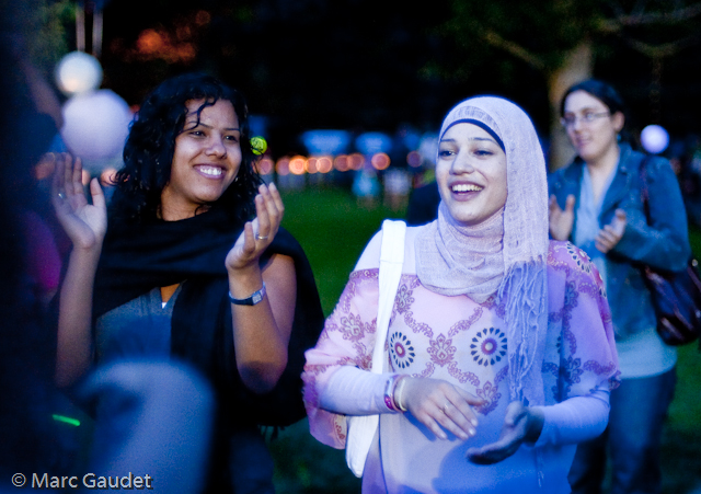 1/100 sec at f / 1.4