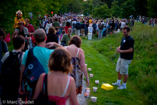 1/320 sec at f / 2.8