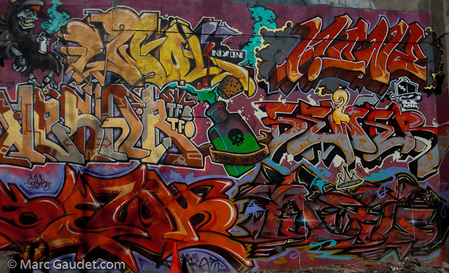 1/2000 sec at f / 4.5