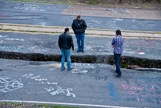 1/200 sec at f / 8.0