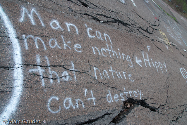 1/200 sec at f / 8.0