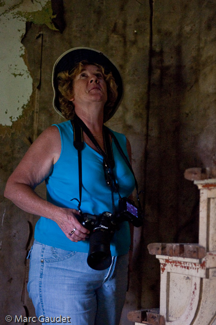 1/320 sec at f / 2.8