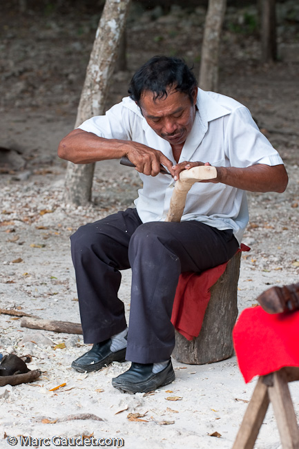 1/200 sec at f / 6.3