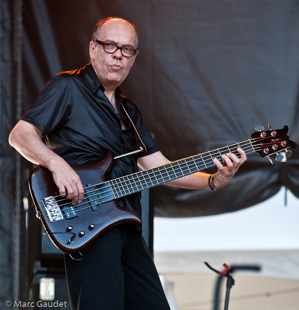 1/1600 sec at f / 3.5