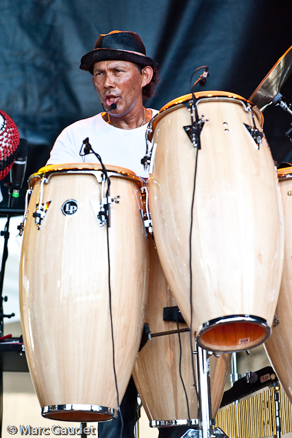 1/1600 sec at f / 3.5