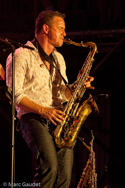 1/125 sec at f / 4.8