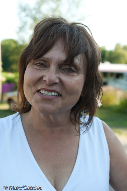 1/320 sec at f / 9.0