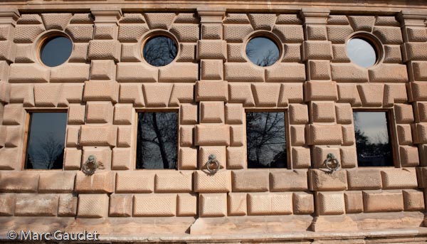 1/1000 sec at f / 13