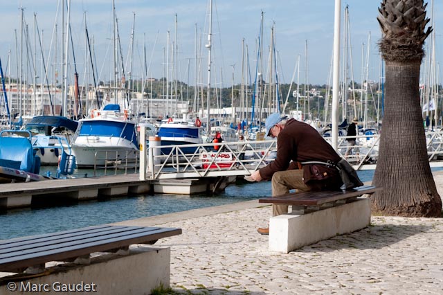 1/2000 sec at f / 8.0