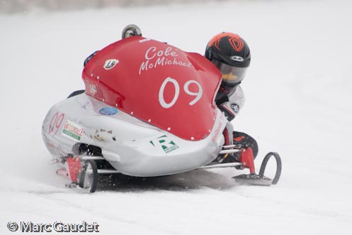 1/1000 sec at f / 4.8