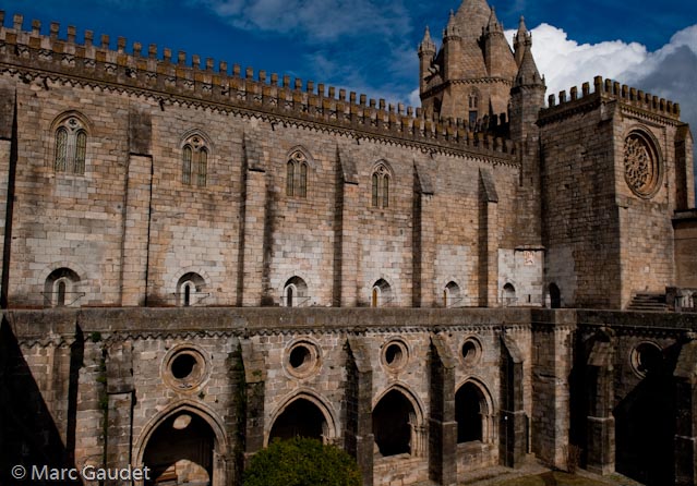 1/4000 sec at f / 5.6