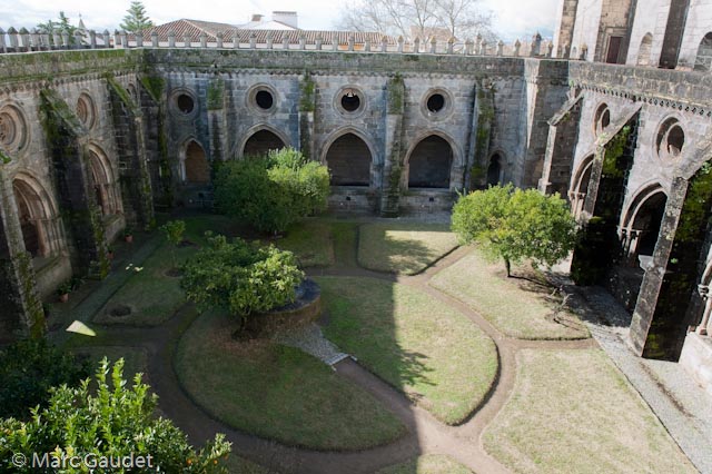 1/250 sec at f / 5.6