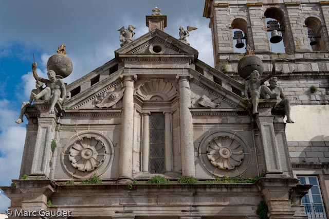 1/250 sec at f / 8.0