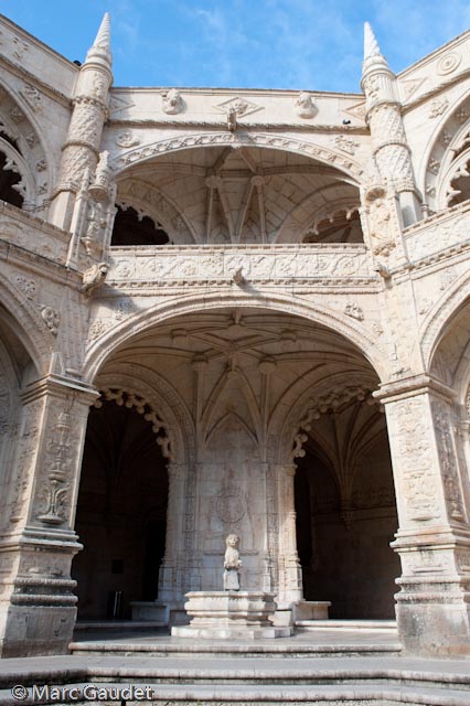 1/1000 sec at f / 7.1