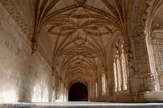 1/400 sec at f / 7.1