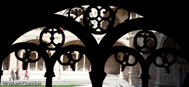 1/2500 sec at f / 8.0