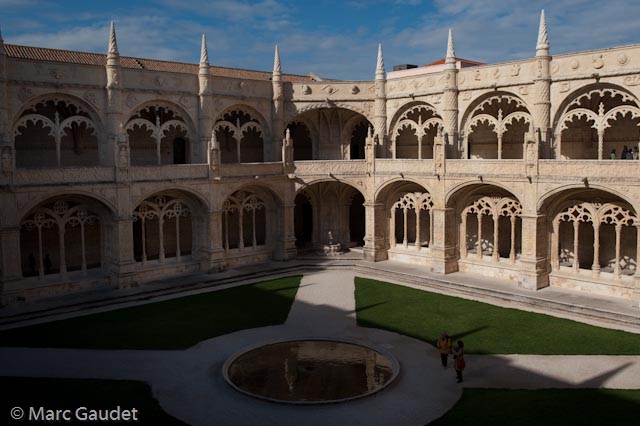 1/640 sec at f / 8.0