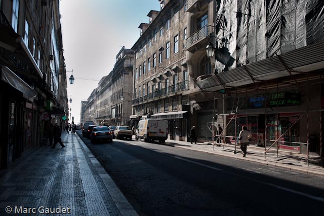 1/160 sec at f / 9.0