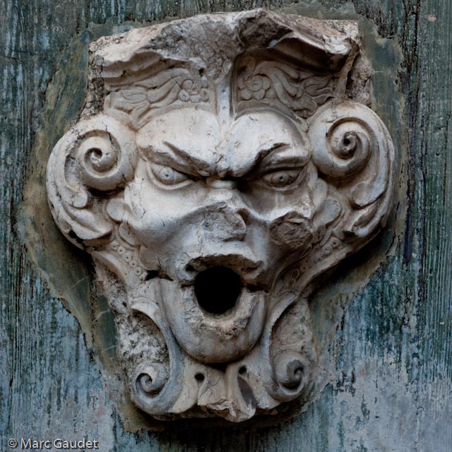 1/160 sec at f / 5.0