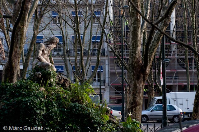 1/160 sec at f / 5.0