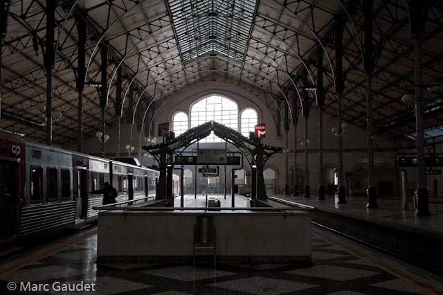 1/200 sec at f / 8.0