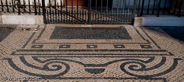 1/6400 sec at f / 3.5