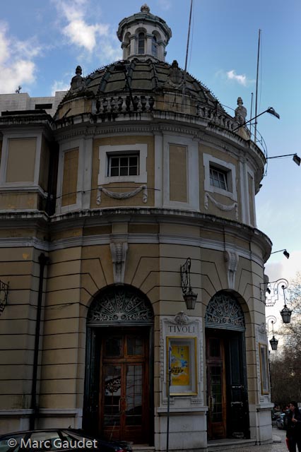 1/1000 sec at f / 2.8