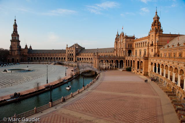 1/200 sec at f / 6.3