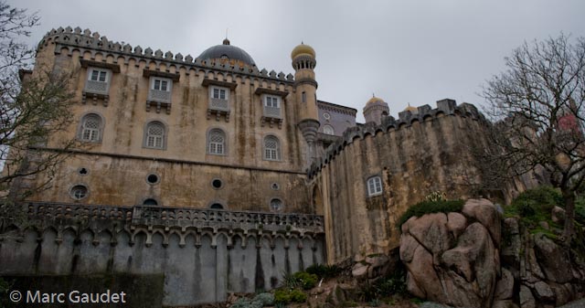 1/1000 sec at f / 4.0